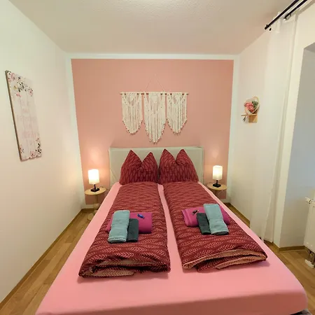 Urlaubsmagie Gluehwuermchen - Perfekt Fuer Gruppen - 6p Appartement Sebnitz